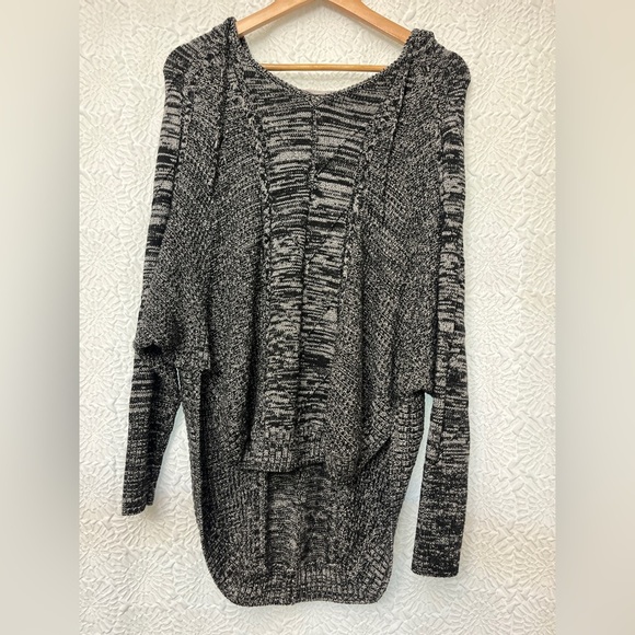 Athleta Sweaters - Athleta Hooded Sweater Size Small Gray Heather Casual Athleisure Comfortable EUC